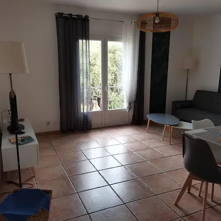 Rez De A Semesterbostad Calenzana