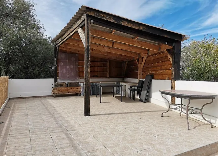 Rez De A 度假居 *